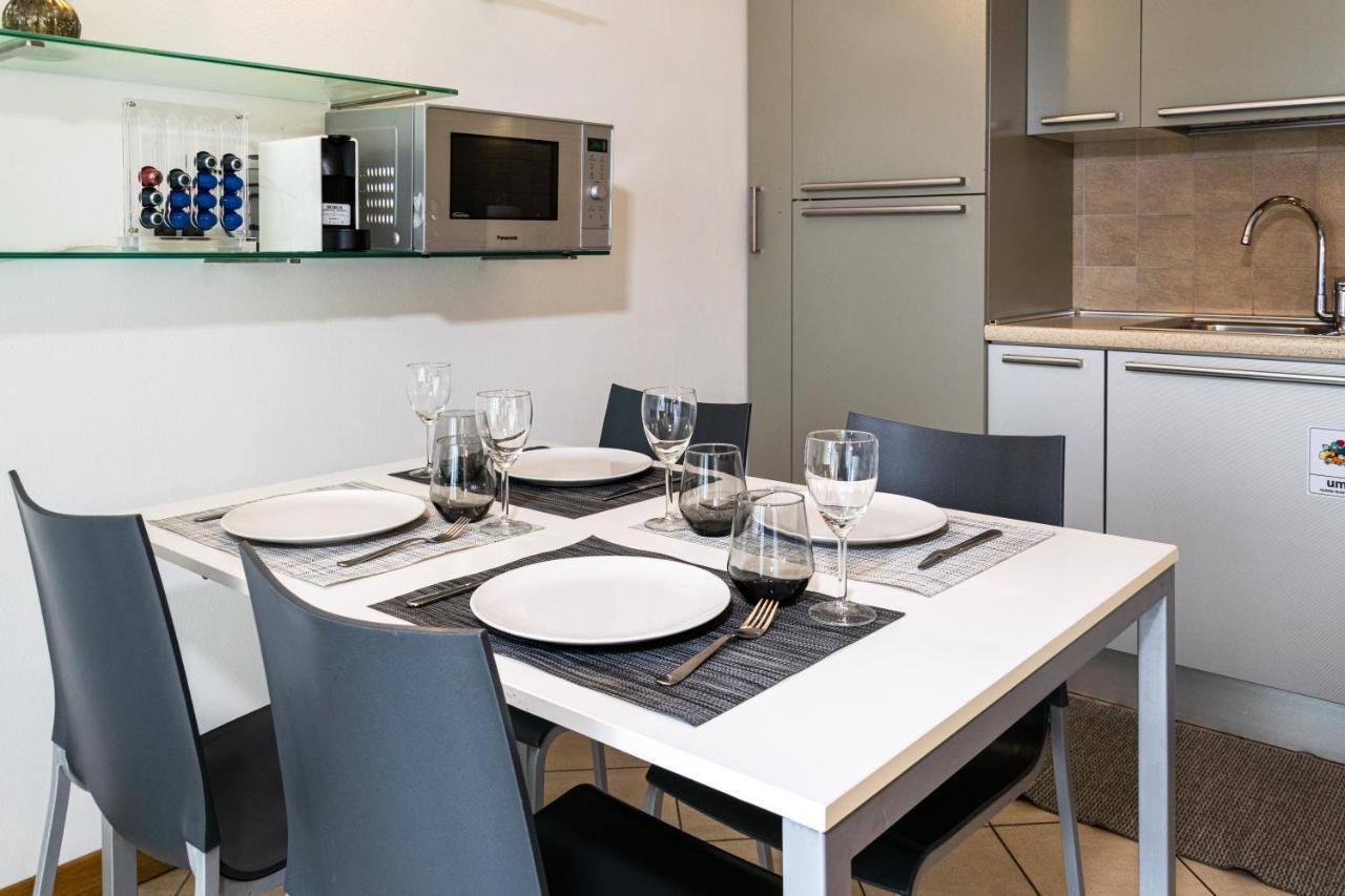 Riva Central Apartment - Free Parking Экстерьер фото